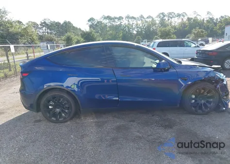 2023 Tesla Model Y Awd/Long Range Dual Motor All-Wheel Drive from USA, damaged, VIN 7SAYGDEE7PA137281
